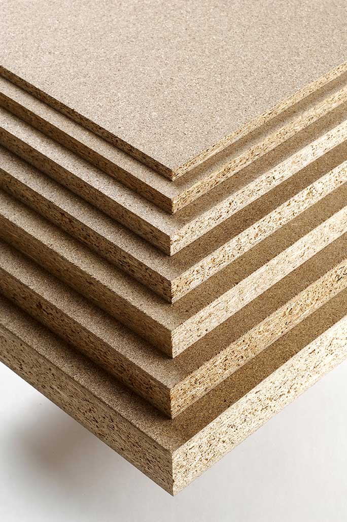 OSB-Platten statt Spanplatten - praktisch und modern Stapel Spanplatten Ausschnitt